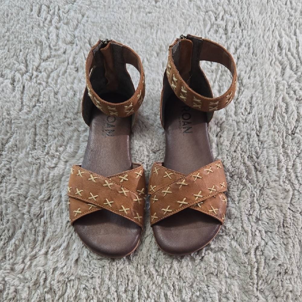 ROAN by Bed Stu genuine leather ankle strap zipper sandals size 7.5